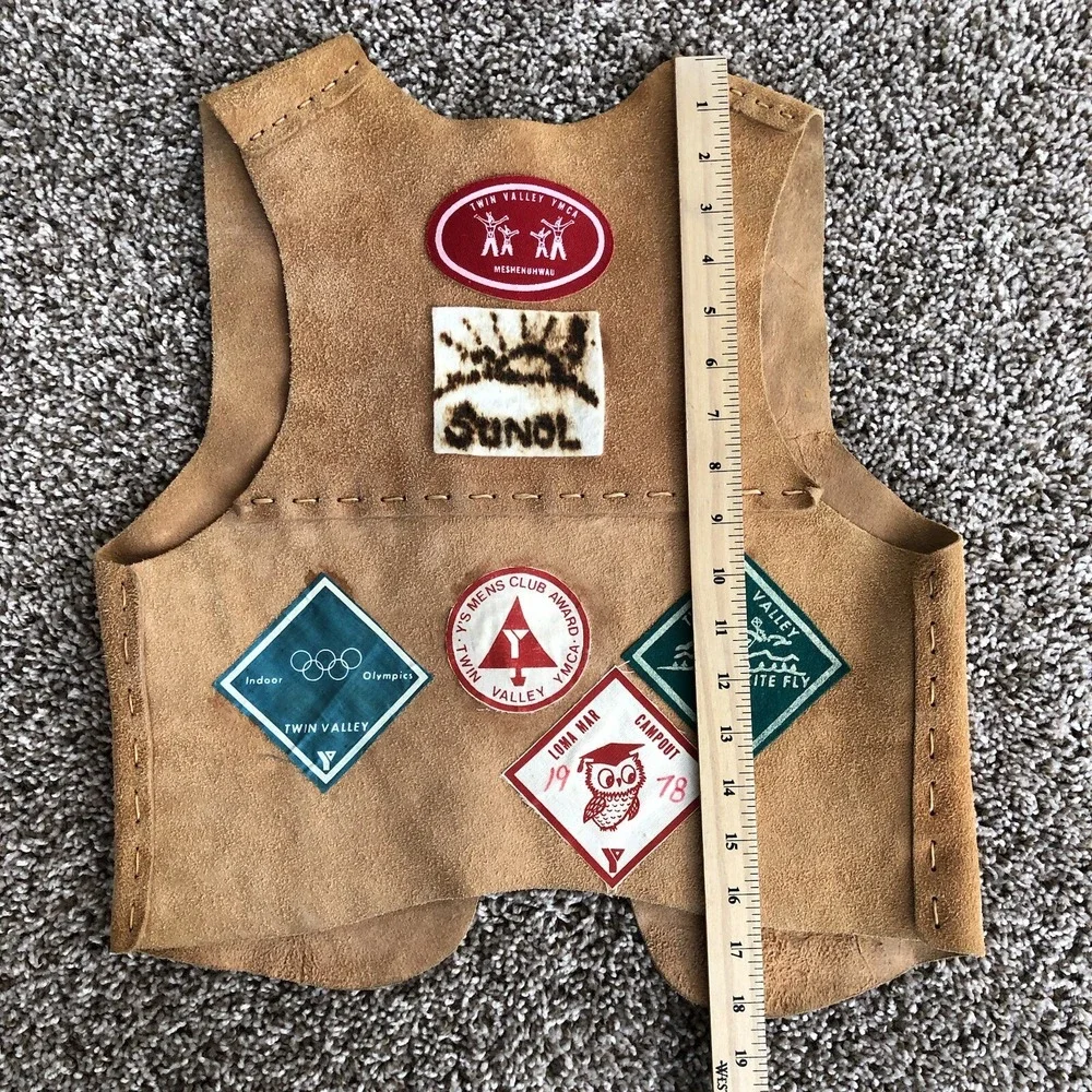 Vintage 70s Indian Guides YMCA Leather Kids Vest Patches Loma Mar CA Twin Valley